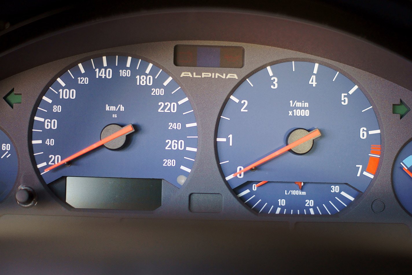 BMW E36 323i foto 4