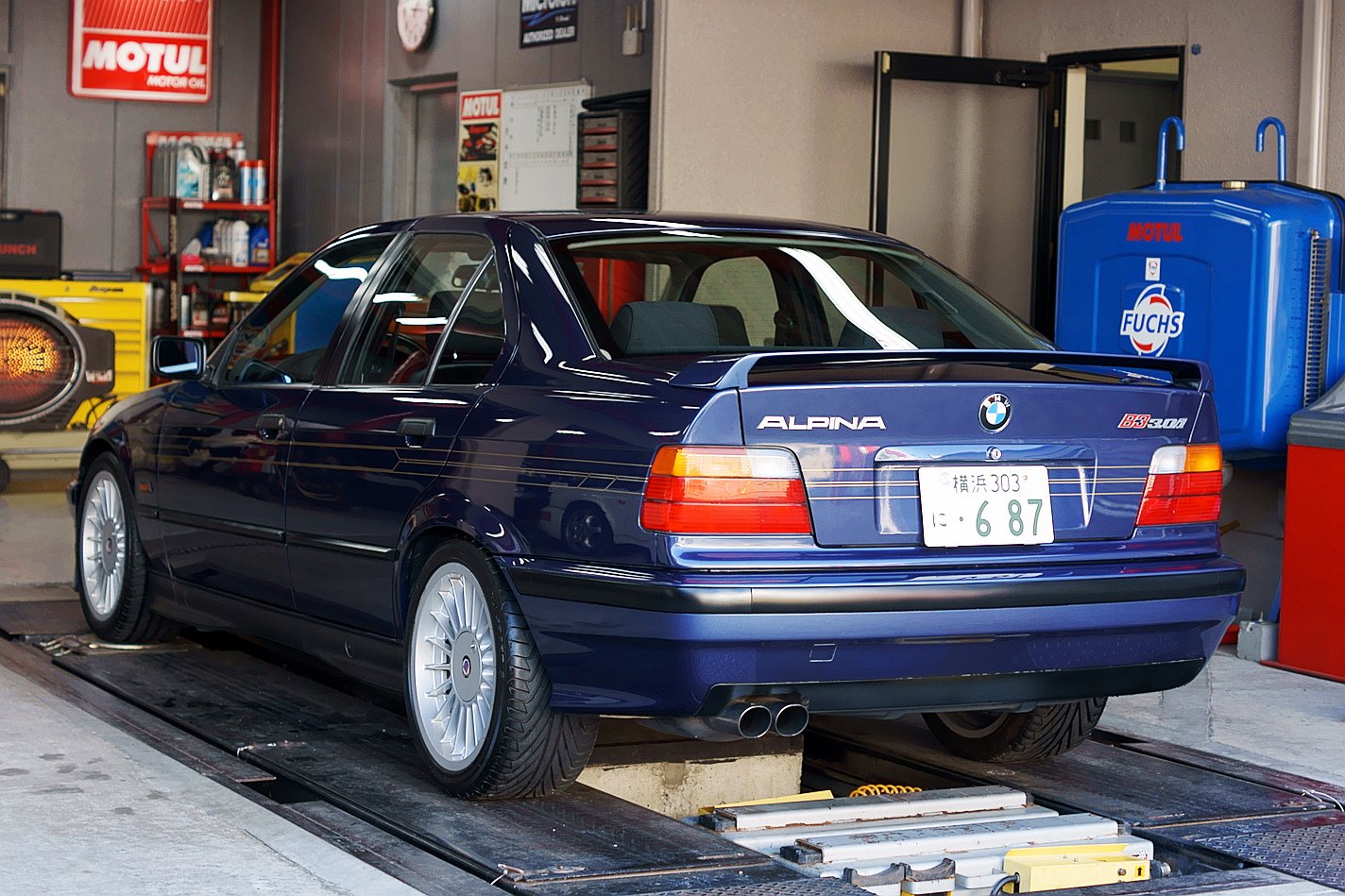 BMW E36 323i foto 1