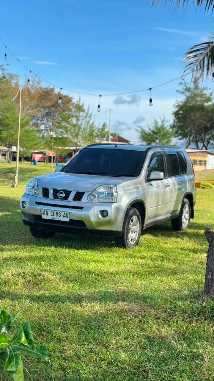 NISSAN XTRAIL T31 2011