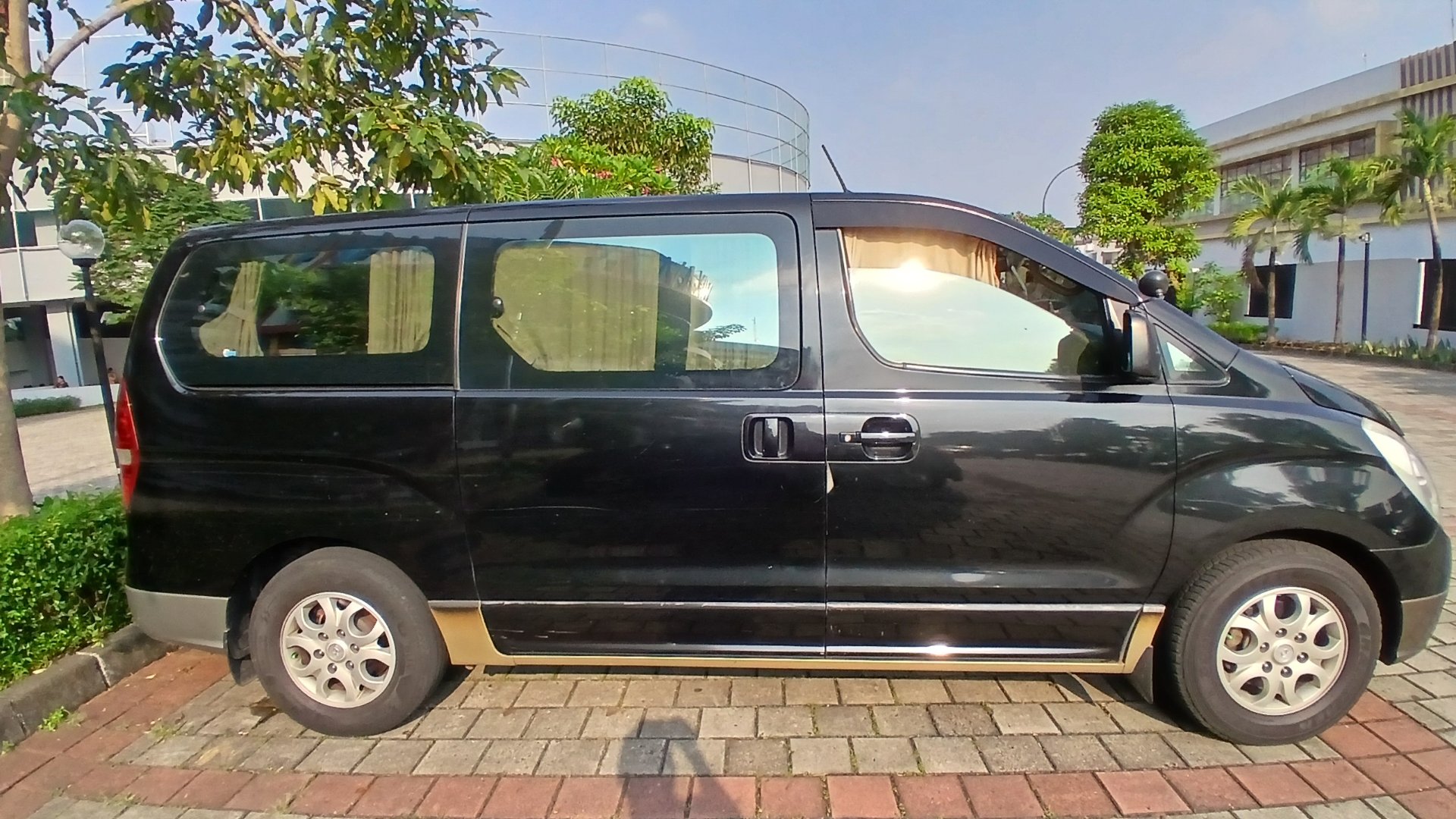 HYUNDAI H1 foto 3