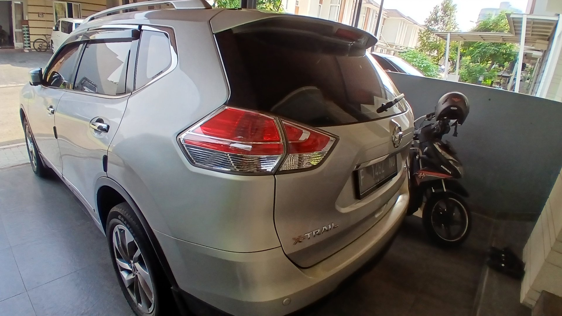 NISSAN XTRAIL T32 foto 1